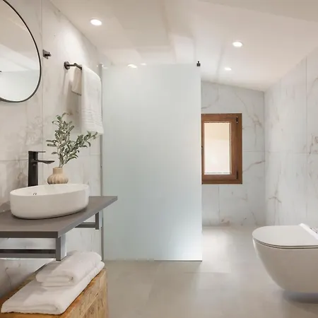 Myriad Seas Villa